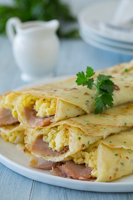 Easy Herbed Crepes: Quick & Elegant Brunch Recipe